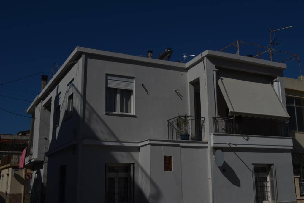 Paris House 2 Apartment Patras Exterior photo